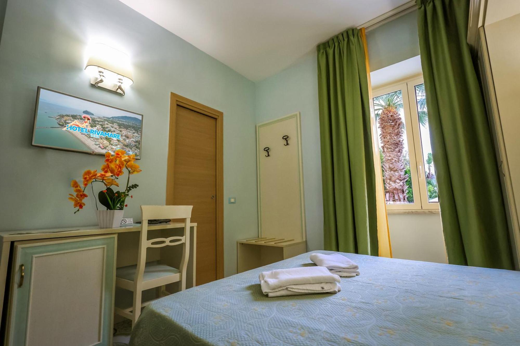 Hotel Rivamare Искья Экстерьер фото
