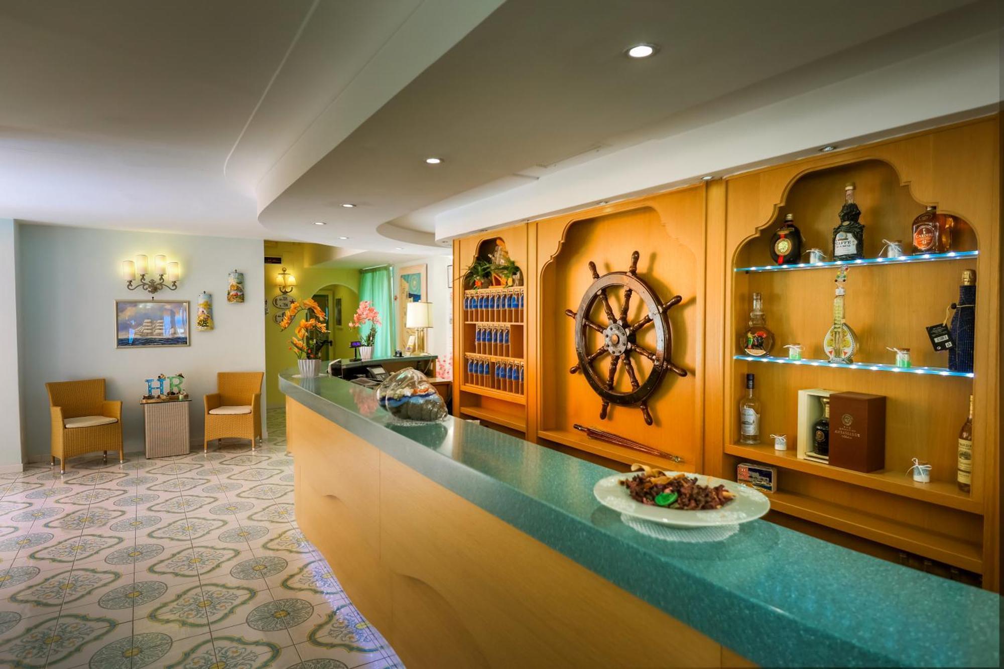 Hotel Rivamare Искья Экстерьер фото